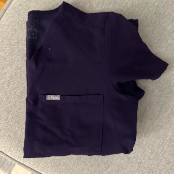 Figs Purple Scrub Set - Picture 12 of 13